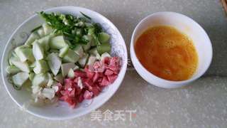 丝瓜蛋花疙瘩汤的做法步骤:2