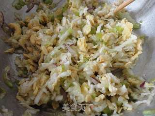 夏日里的清凉——黄瓜鸡蛋尖椒馅素饺子的做法步骤:8