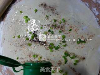 难忘儿时的味道:质朴的老北京葱油饼的做法步骤:5