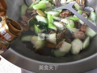 【丝瓜花蛤汤】的做法步骤:6
