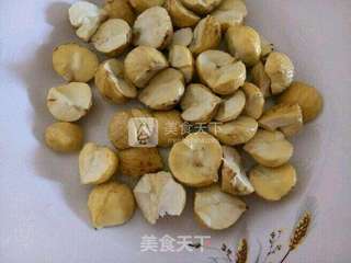 板栗烧鸡翅的做法步骤:3