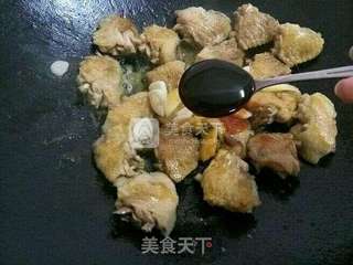 板栗烧鸡翅的做法步骤:9