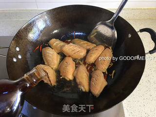 鸡翅秋葵杂粮焖饭的做法步骤:14