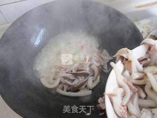 孜然鱿鱼的做法步骤:5
