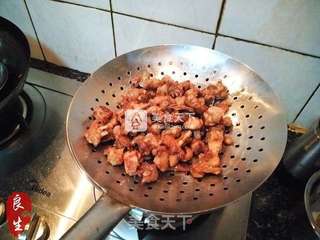 重庆味道—山城辣子鸡的做法步骤:8