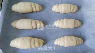 奶油卷---奶香十足的面包的做法步骤:13