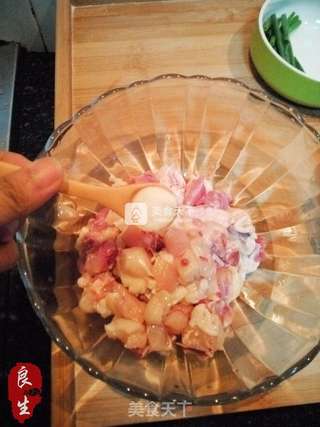 重庆味道—山城辣子鸡的做法步骤:4