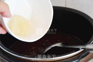 红枣莲子黑米粥的做法步骤:4