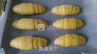 奶油卷---奶香十足的面包的做法步骤:14