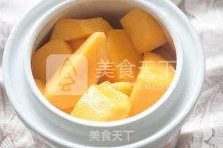 天际微电脑隔水电炖锅体验——甜蜜的记忆【黄桃罐头】的做法步骤:2
