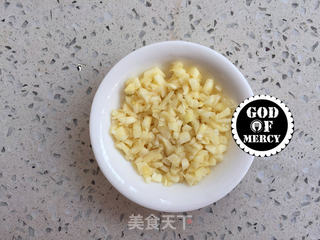 美味无敌的鲜虾剁椒黄瓜凉面的做法步骤:9