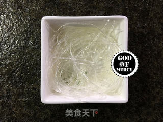 儿时的美味--营养滋补清炖黄颡鱼枸杞豆腐汤的做法步骤:4