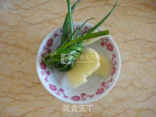 上海白斩鸡的做法步骤:2