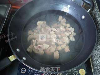老坛醋酸菜牛肉拌面的做法步骤:3