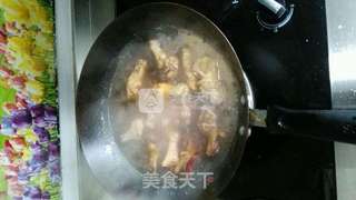 红烧鸡翅根的做法步骤:5