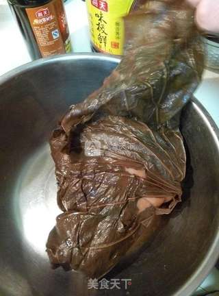 荷叶猪肘子南方人叫蹄膀,不怕粘锅的做法步骤:6