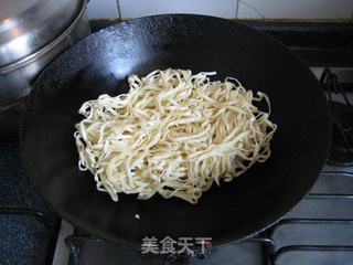 大排焖面——伏天无面不欢,馋了无肉不欢的做法步骤:13