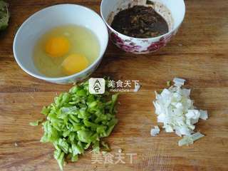 夏日里的凉拌面——手擀尖椒鸡蛋酱拌面的做法步骤:9