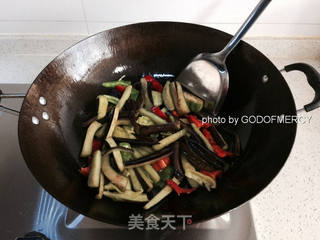 超级下饭的家常剁椒茄子煲的做法步骤:7