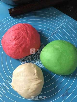 萌萌滴西瓜吐司的做法步骤:5