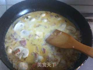 奶油蘑菇培根意面的做法步骤:6