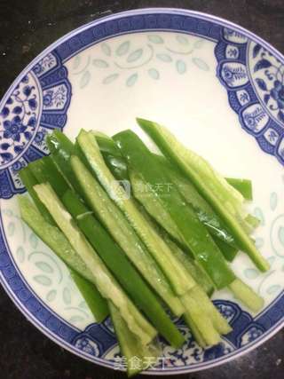 椒丝腐乳炒通菜的做法步骤:2