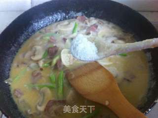 奶油蘑菇培根意面的做法步骤:8