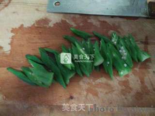 银耳番茄秋葵汤的做法步骤:6