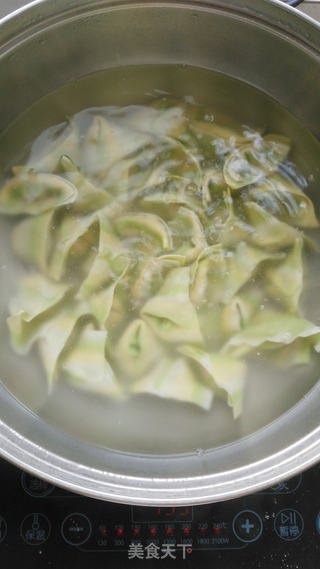 三色馄饨的做法步骤:16