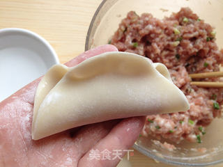 钟水饺的做法步骤:8