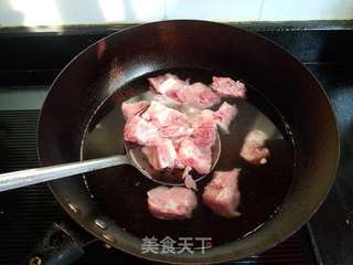 竹荪牛肝菌排骨盅的做法步骤:5
