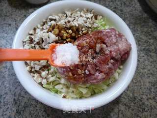 香菇圆白菜猪肉馅饺子的做法步骤:8