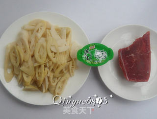 水煮竹笋汤的做法步骤:2