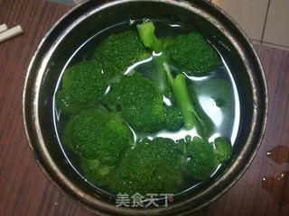 绿色果蔬汁——花椰菜苹果汁的做法步骤:2