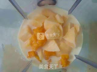 芒果苹果奶昔的做法步骤:3