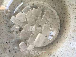 银耳羹的做法步骤:3