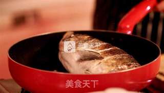 鱼头酸菜煲的做法步骤:2
