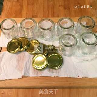 百香果果酱的做法步骤：2