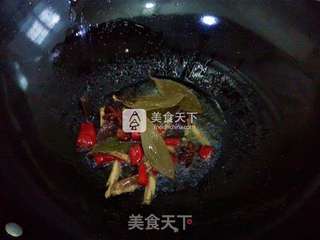 泥鳅炖毛芋的做法步骤:6