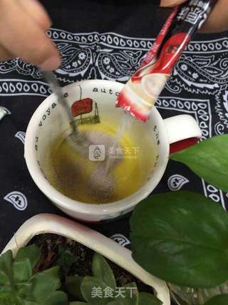 潮流美食马克杯蛋糕(巧克力马克杯蛋糕)的做法步骤:5