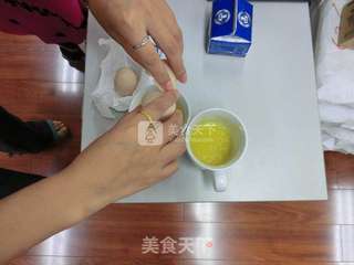 潮流美食马克杯蛋糕(巧克力马克杯蛋糕)的做法步骤:2