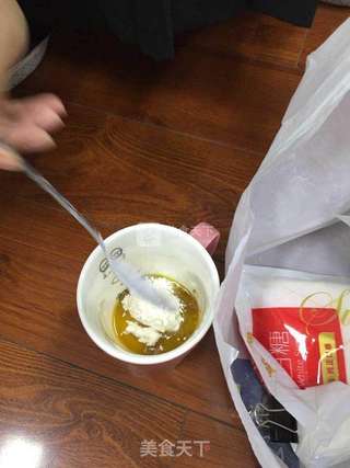 潮流美食马克杯蛋糕(巧克力马克杯蛋糕)的做法步骤:7