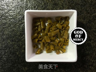 开胃去乏的酸豆角酱牛肉汤面的做法步骤:4