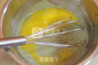 适合聚餐的甜点——抹茶蛋糕卷的做法步骤:5