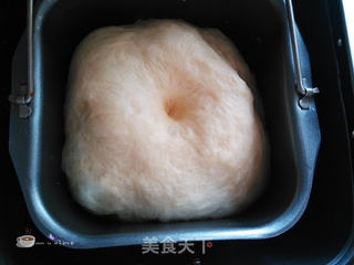 【ACA AB-2CM15全自动面包机】椰蓉花环面包的做法步骤:5