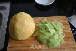 清炒哈密瓜的做法步骤:2