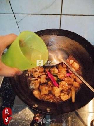 台北食光—三杯鸡的做法步骤:10