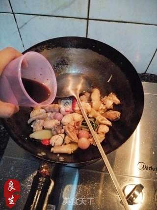台北食光—三杯鸡的做法步骤:9