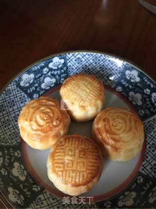 【超人气】港式奶黄月饼的做法步骤：7