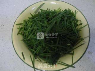 韭菜炒蛏的做法步骤：2